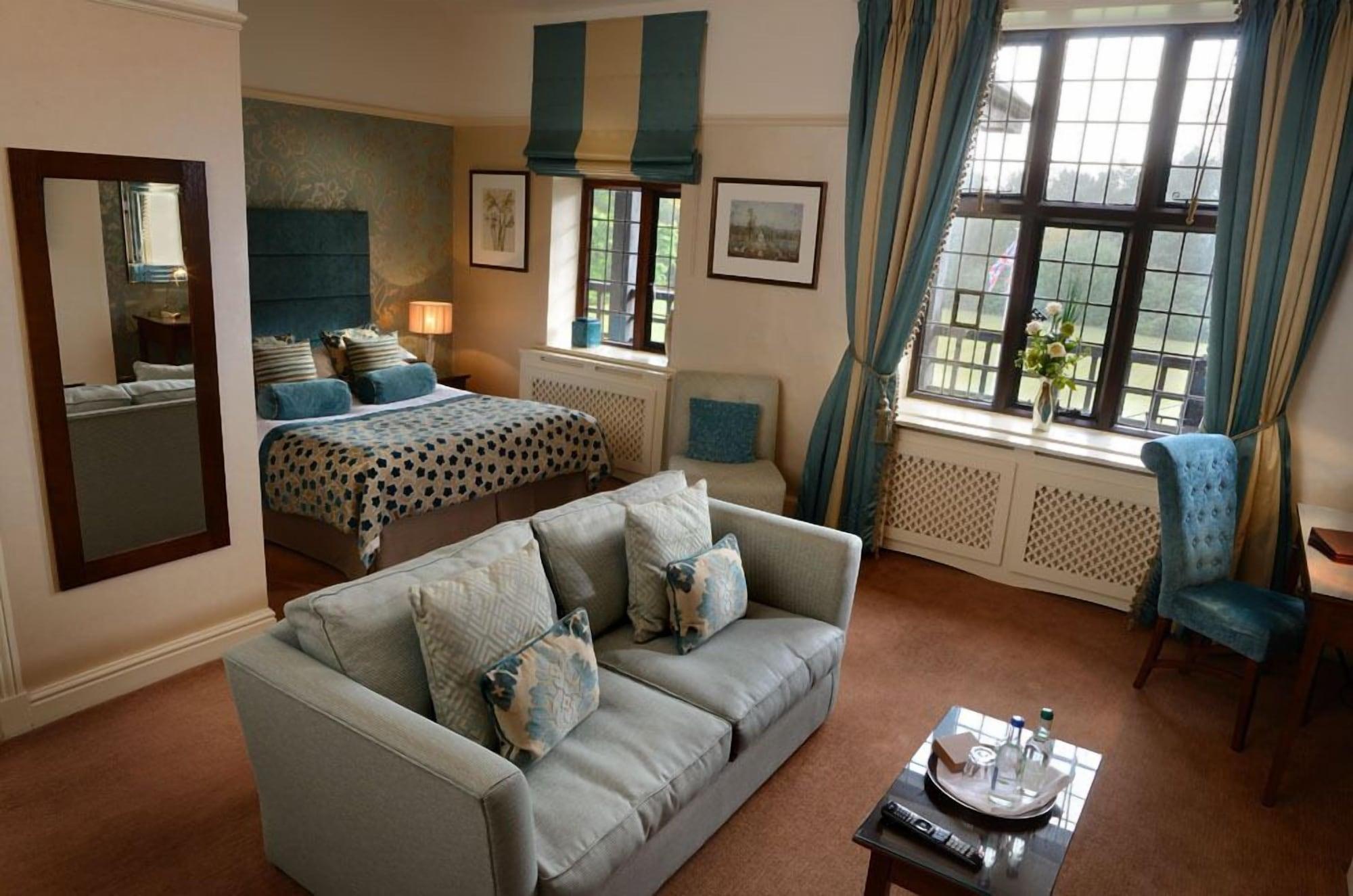 Inglewood Manor Hotel Ledsham  Bagian luar foto